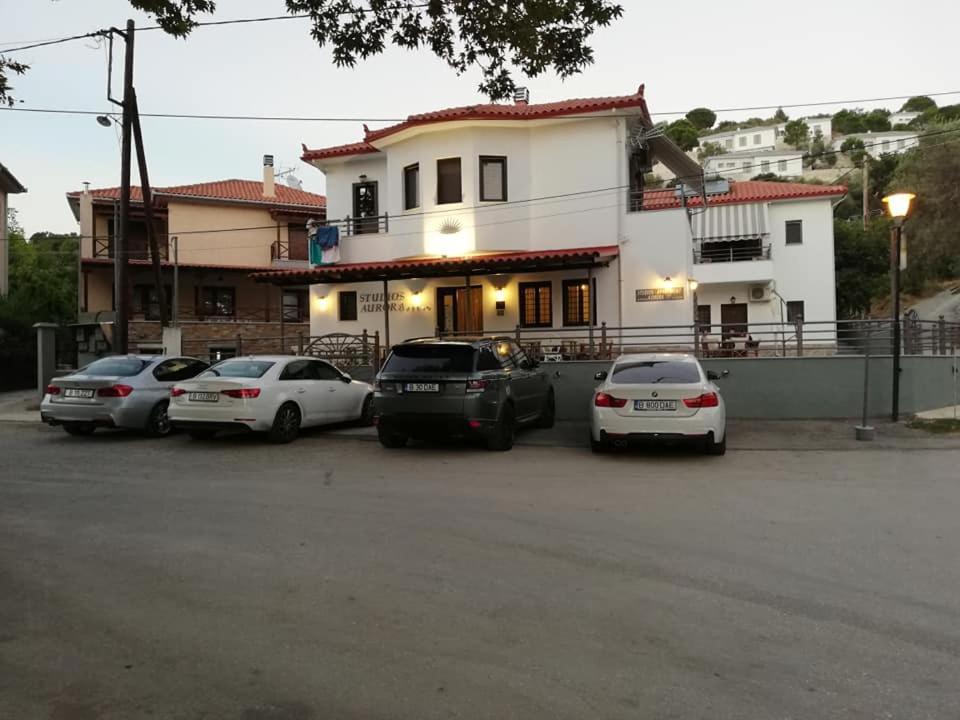 דירות פלאטניאס Aurora מראה חיצוני תמונה